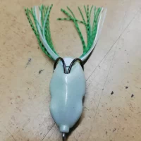 Esca in silicone rana real bait Tamura spinning fiume lago con ami, realistica - immagine 3